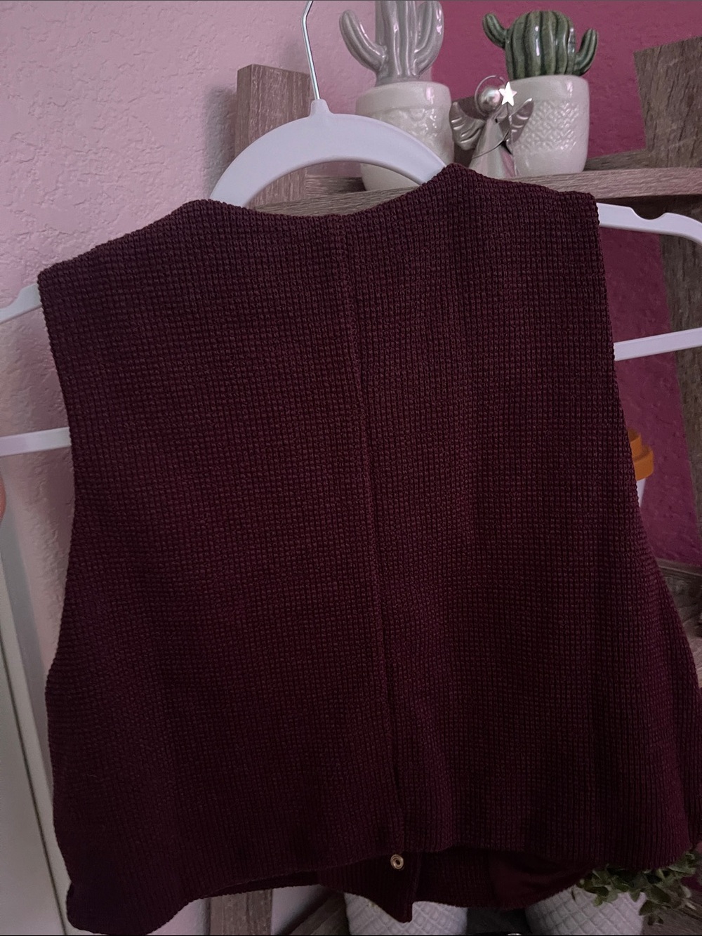 H&M Burgundy Knit Cropped Button Vest - Picture 4 of 5